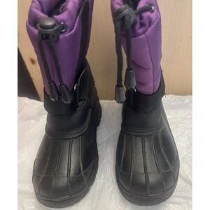 Skadoo Kids Snow Boots Black and Purple Size 4